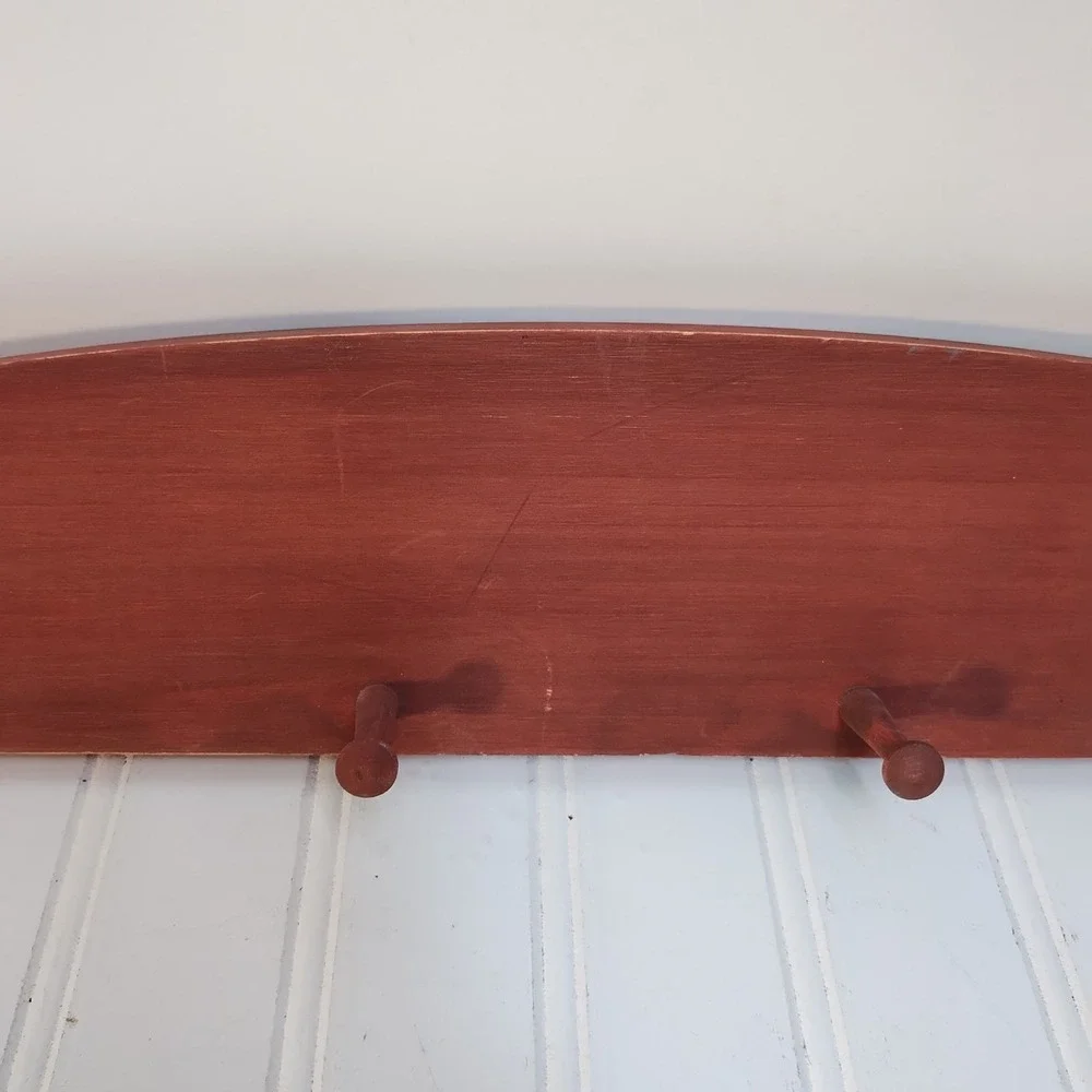 The Unbranded Brand wood country